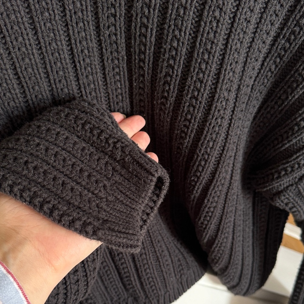 Universal Thread Black Ribbed Crew Neck Sweater - image 4